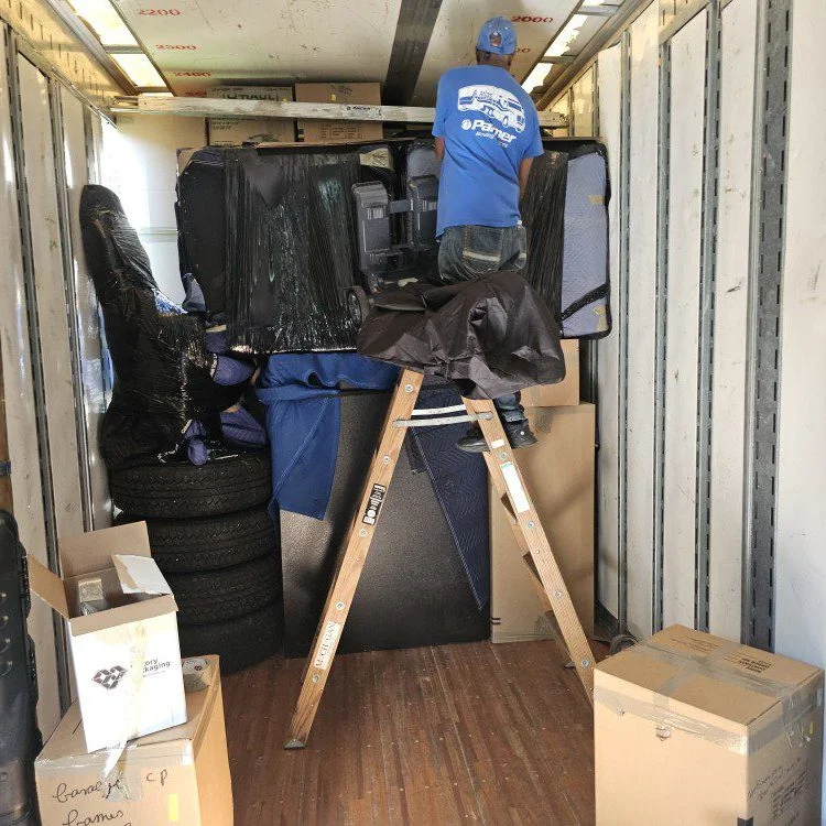 working with crew when loading and unloading working with crew when loading and unloading
